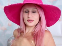 Angel Wicky Big tits babe vacation hookup