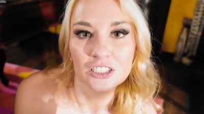 MommyBlows Best - My Milf Teacher Has A Crush And Sucked My Cock - Julia Robbie