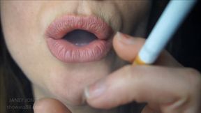 Close-up Smoking Mouth Tour