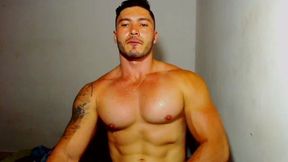 Big Latino Bodybuilder Flex and Jerk Show