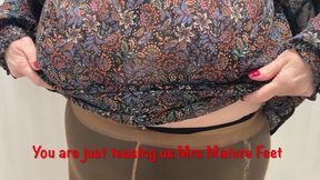 Mrs Mature Feet wearing old work Tights &amp; Big panties