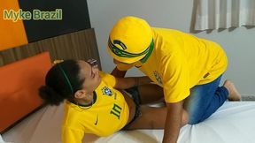 eu e meu amigo e a jeovana almeida fomos e na volta fomos para o motel fazer um putaria eu gravei tudo