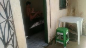 cheguei em casa e flagrei meu namorado dando pro vizinho dotado