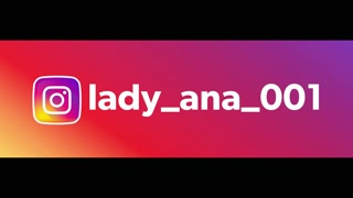 ragazza squirta nel bagno, si infila nel culo oggetti enormi, (dialoghi ita)