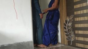 Bhabhi Called Someone Home and Fucked Her Pussy
