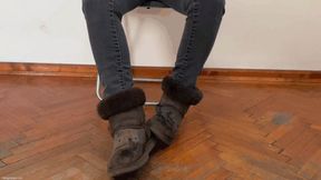 STINKY WORN UGG BOOTS AND SWEATY SOCKS - MP4 Mobile Version