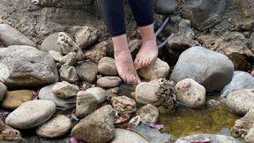 RELAXING HER PETITE FEET IN A FOUNTAIN - MP4 Mobile Version