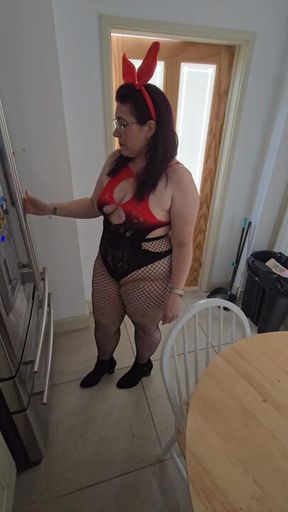 Incase you missed it 🤭 I got dressed up like a sexy bunny 🐰 and Fucked and Stretched both my tight slutty holes for 
5  minutes! 💦