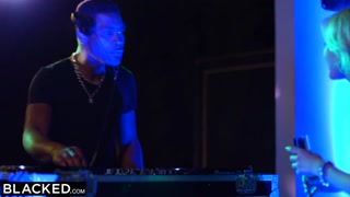 BLACKED BBC-hungry Blonde fucks DJ at her house party
