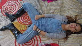 Lee Overall and Hunter Boots Masturbation to Squirting