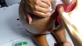 Amateur big booty black MILF CandyaXXX dildoing her ass