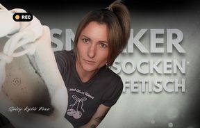 Sneaker und Sportsocken: Aber so richtig dreckig!