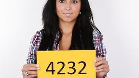 ”Naive Brunette First Timer Would Never Fuck for 250$ only”