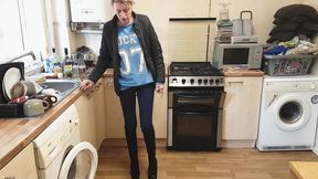 Chelsea's Black Patent High Heels