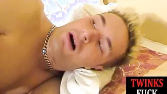 Amateur twink exchanges blowjobs and rides bareback cock