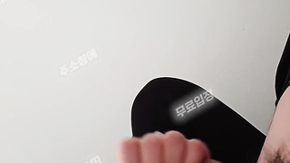 6023 (원제 계단 어리고 이쁜 간단녀) 침뱉어서 딸쳐주는 년 two Korea 텔레 UUB892