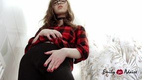 Watch me, how I piss in my tights for you and talk dirty to you in german... Emily Adaire TS