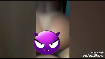 Sentando gostoso pro meu corninho