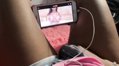 REACTING TO MY KHALIFAfirst time watching! I WET MY PANTIES!!!