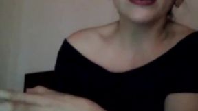 anal y vaginal senorita artista sacia su sed insoportable con un consolador .