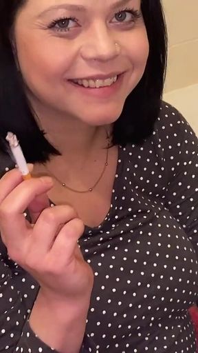 Interview Shione Cooper Pregnant Smokin