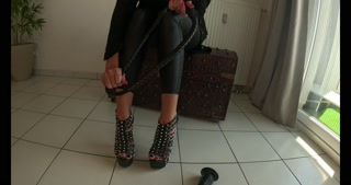 French Femdom INSULT and HUMILIATION