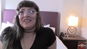 Nerdy Goth PAWG Takes Pounding