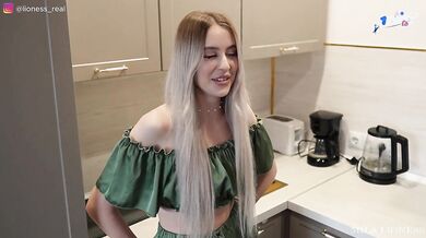 Stepbrother, why don't You fuck Me? My stepsister is cheating on her boyfriend