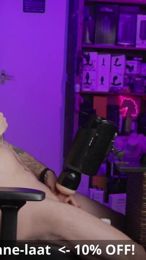 Jaw-dropping moment from &quot;Testing the new Daphne Laat FeelStars stroker with my custom stroker case mod&quot;