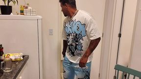 meu pai nem sabe o quanto minha madrasta e safada vou come ela hoje sem camisinha adorei a ideia de dividir o quarto