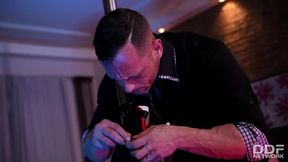 Shes Got Amazing Feet - Stripper In Foot Fetish Hardcore With Cumshot With Cassie Del Isla And Olive Glass