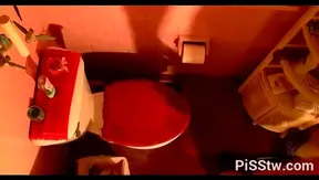 Hot Twink Goes Wild: Hardcore Solo Gay Fun Full of Kinks – 18+