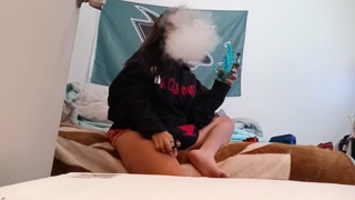 Strip n Bong rips (the hub is acting up go purchase this on my OF before they take it down)