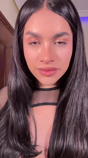 Viviana Trans Latina Feet Tease And Masturbation