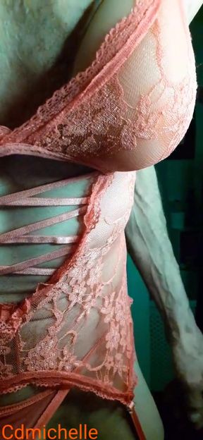 Cdmichelle Loves to Crossdress in Many Different Things