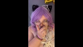 Birthday princess gets messy