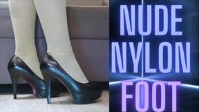 (110) NUDE NYLON FOOT