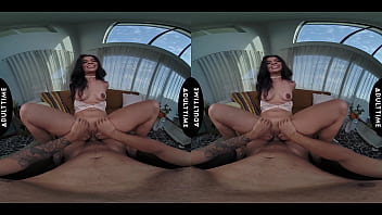 UP CLOSE VR - Wild Petite Brunette Harley Haze KNOWS How To Ride A Dick POV
