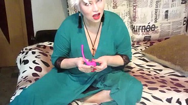 AimeeParadise & and her first LOVENSE...
