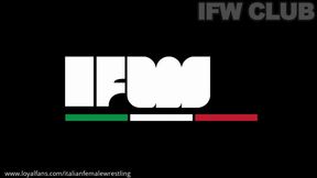 IFW100 - ANDREA VS VENERE CATFIGHT