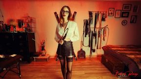 Trapped in the Dominatrix dungeon (phoneHD)