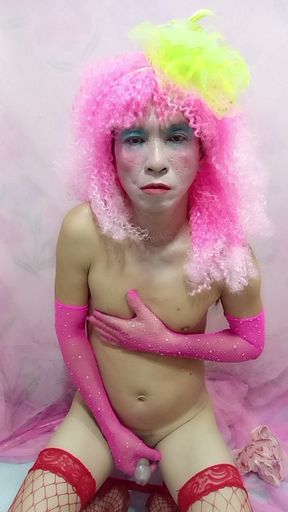 Oanh Le transgender wearing sexy clothes