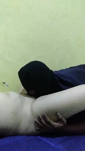 Licking  milf&amp;#039;s pussy when the house is quiet