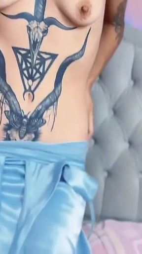 A Deepthroat with a Happy Wet Ending, This Is Not a Typical Porn Video!