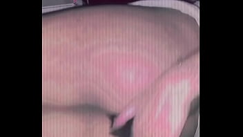 Lo prometido es deuda chiquillos m&aacute_s v&iacute_deos expl&iacute_citos en el of por un rato estar&eacute_ haciendo anal ️