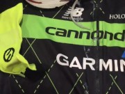 Cumming over friends cycling kit