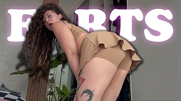 Watch me rip loud farts in my yoga pants.