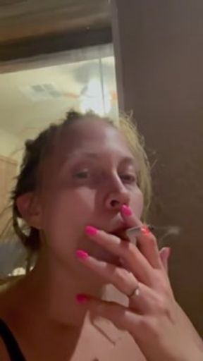 Smoking makes her crave sucking a dick