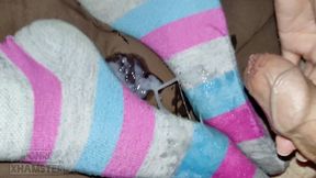 My stepsister helped me cum on her feet in cute socks