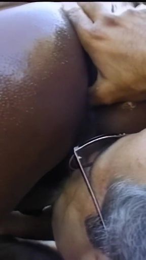 Beautiful Pregnant Black Girl